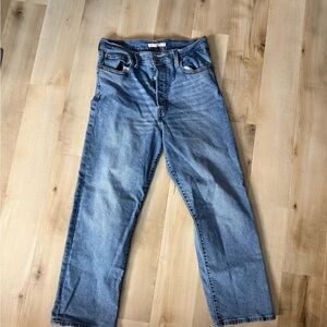 Women’s Levi’s rib cage straight